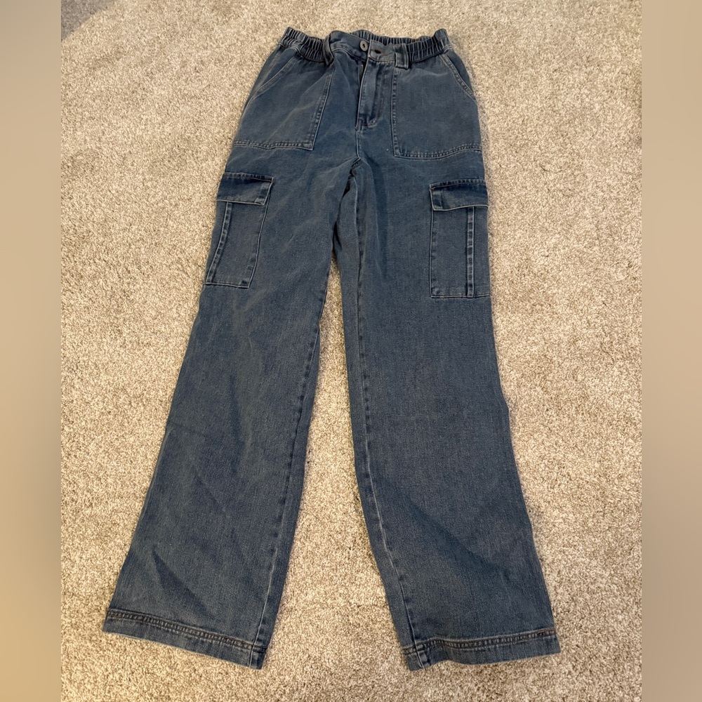 NWOT Cargo Jeans from Vici size small
